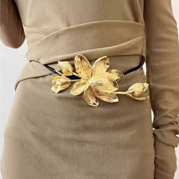 Gold Floral belt Q341 main image 4